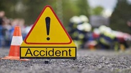 Two killed, three injured as car overturns in Delhi's Rohini